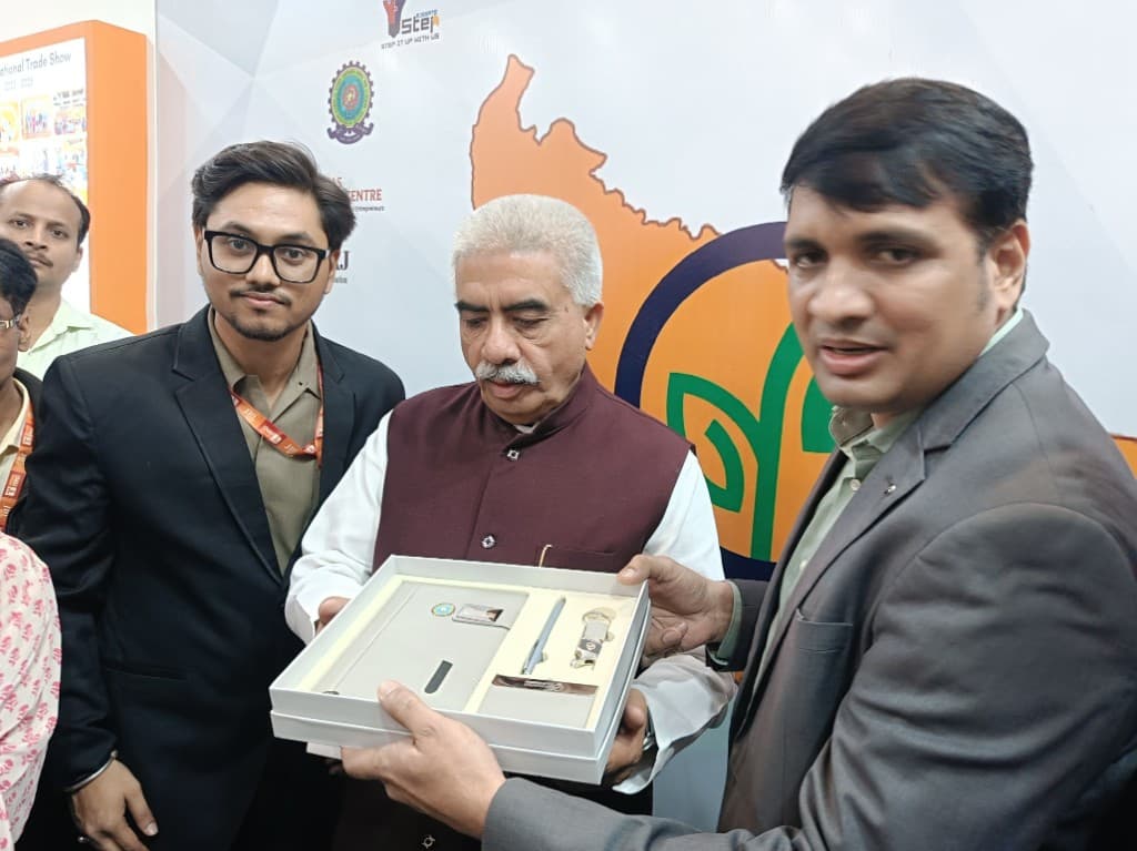 Presenting to Industry Minister